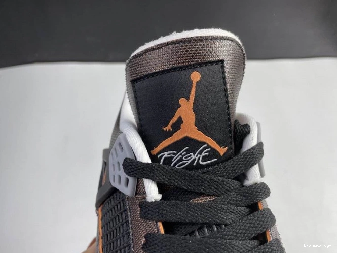 4 Air Retro Jordan Starfish CW7183-100 (W) 0712